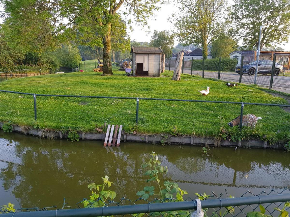 Luxe Vakantiebungalow Met Omheinde Tuin Voor Hond En Kinderen Dirkshorn Luaran gambar