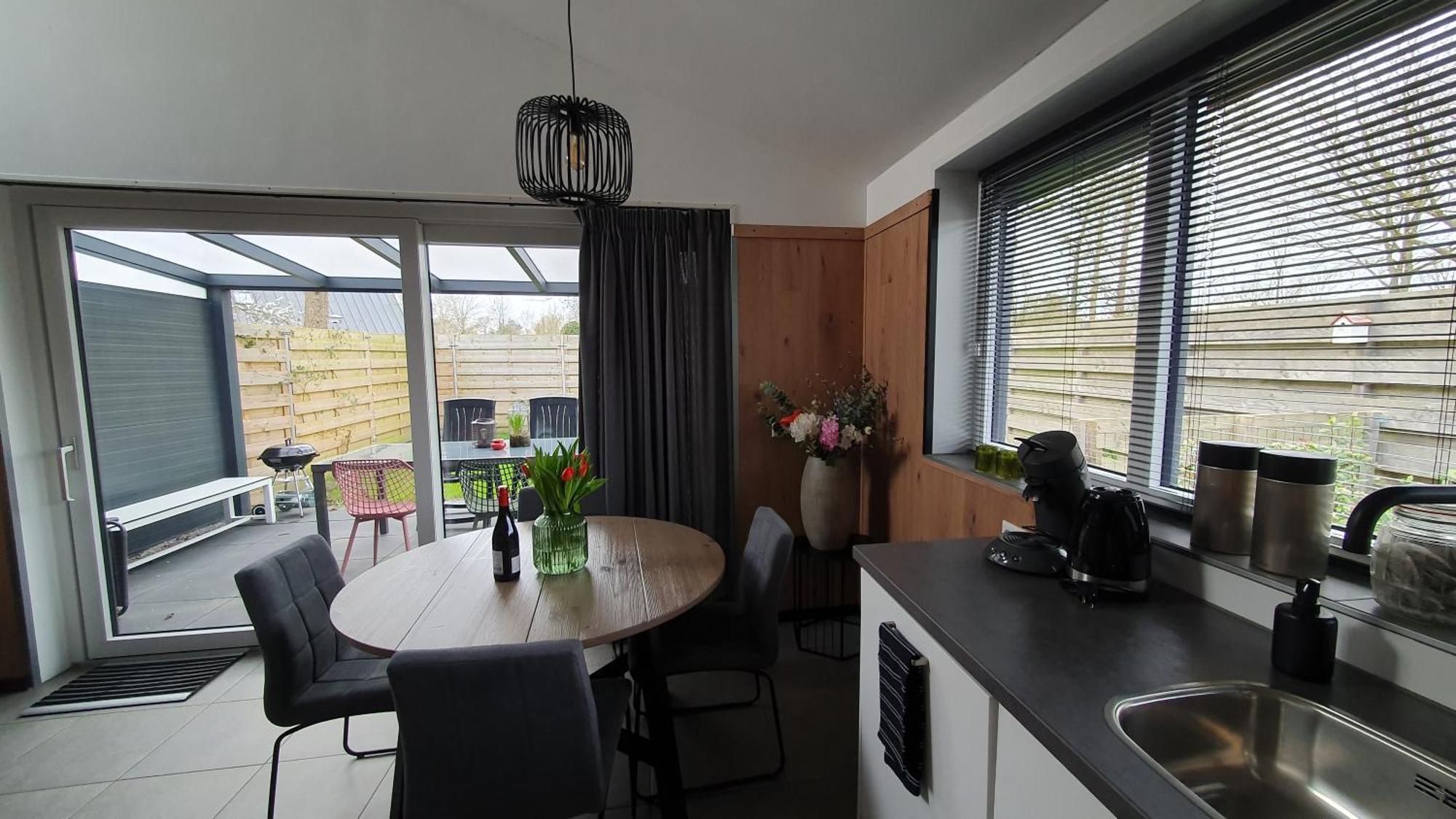 Luxe Vakantiebungalow Met Omheinde Tuin Voor Hond En Kinderen Dirkshorn Luaran gambar